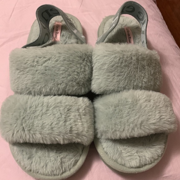 La Vie En rose_.Women's Fluffy Faux Fur Slippers Small.5.5-6 - Picture 2 of 5
